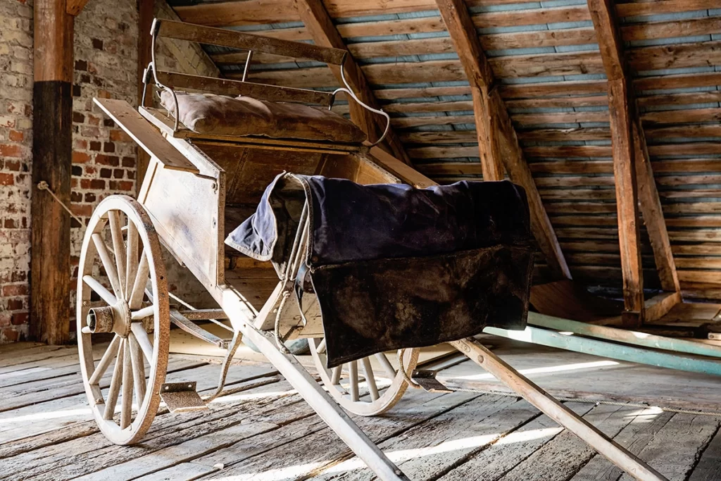 Konsuli Feodor Kiseleffin keräämiä vaunuja Oitbackan vaunumuseossa